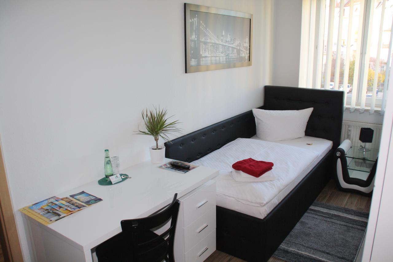 City-Hotel Плауэн Экстерьер фото